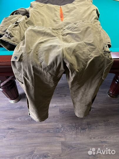 Зимний костюм для охоты и рыбалки