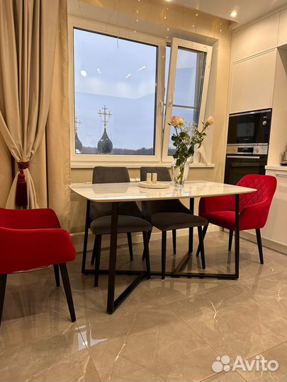 Стол из керамогранита бочонок