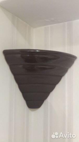 Кашпо керамическое. Высота - 24,5 см. ширина - 16