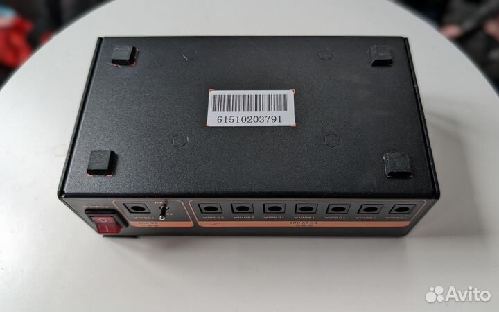 Блок питания для гитарных педалей Joyo JP-04