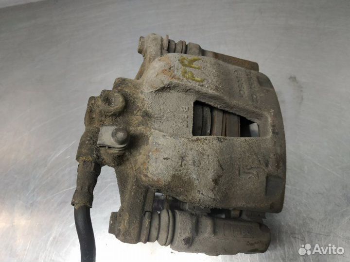 Суппорт передний правый Opel Corsa D Z14XEP