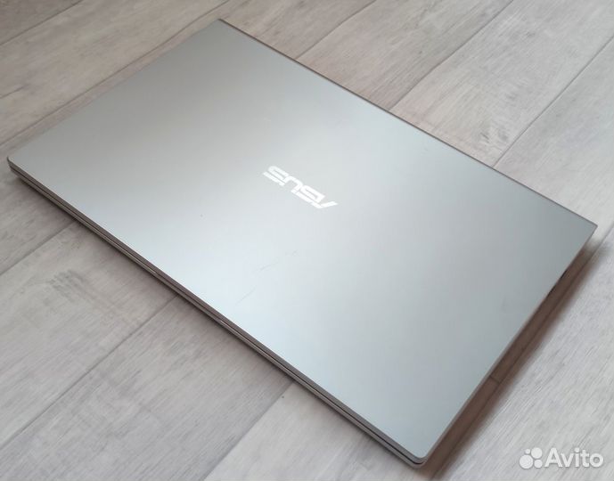 Игровой Asus 2022\intel 10GEN/SSD 256\MX 130/ozu 8