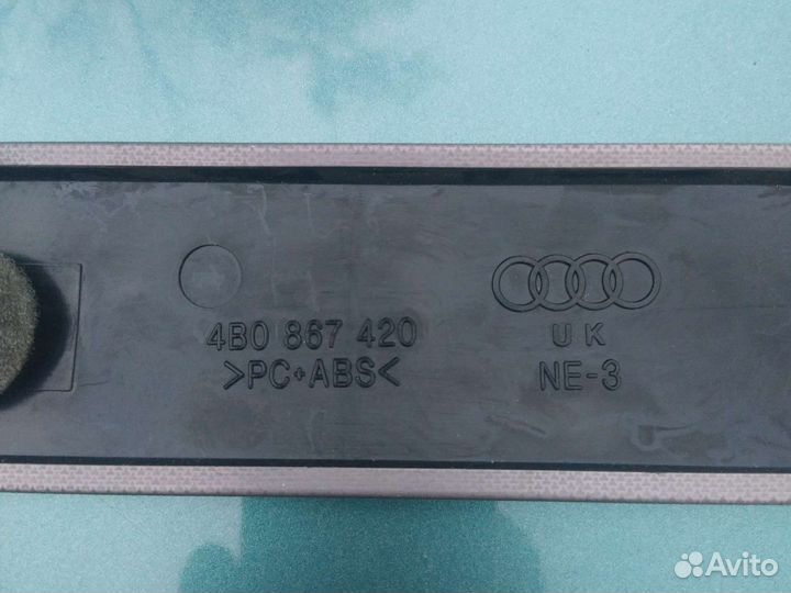 Накладка декор. задняя правая дверь audi А6 С5