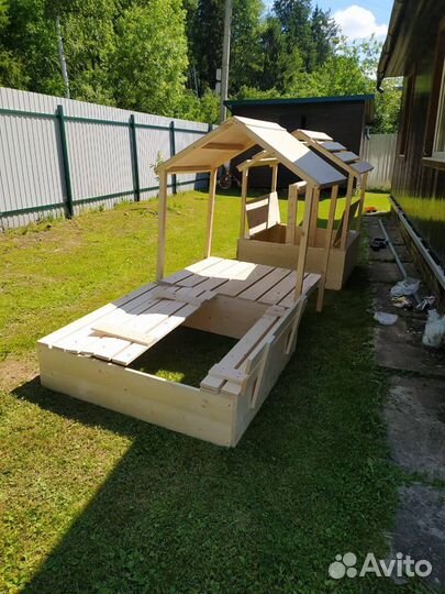 Песочница с крышей для детей