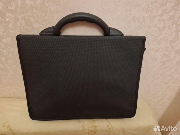 Портфель- папка А4