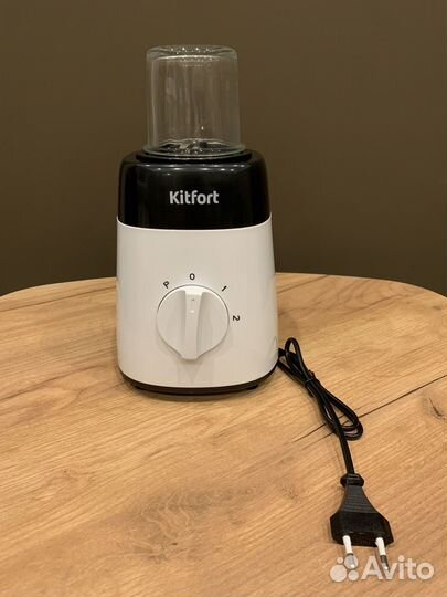 Блендер Kitfort Новый