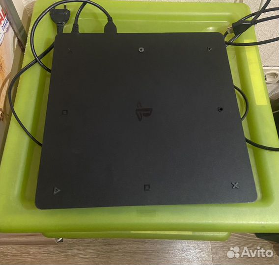 Sony playstation 4 slim