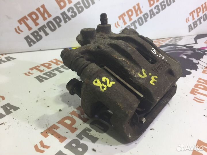 Мазда сх-7 Суппорт задний правый Прав