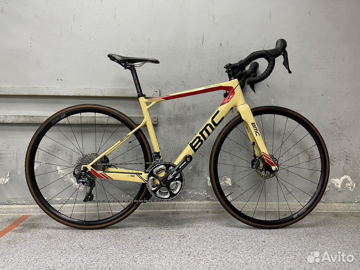 Шоссейный велосипед BMC