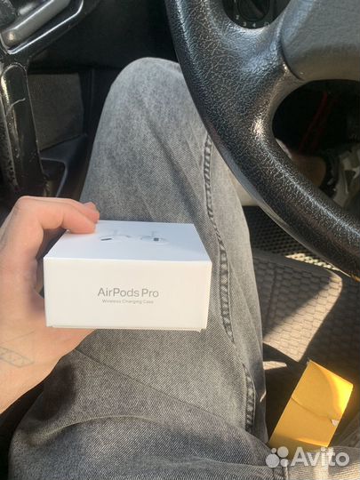 Наушники AirPods Pro