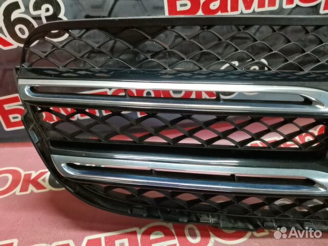 Решетка радиатора передняя Mercedes-Benz GLC-Class