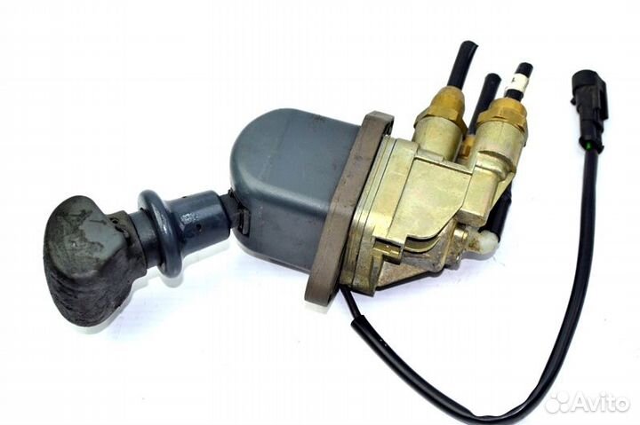 Кран ручного тормоза iveco Stralis (01.02)