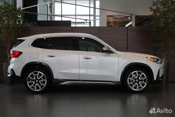 BMW X1 2.0 AMT, 2022, 1 375 км