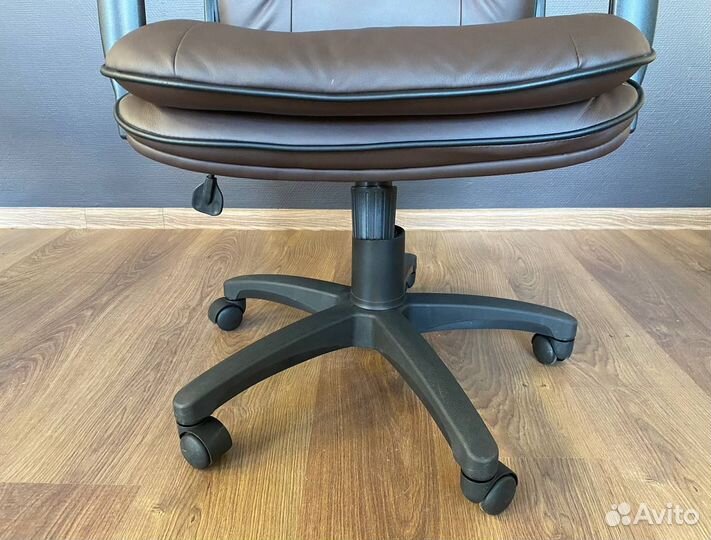 Компьютерное кресло от производителя