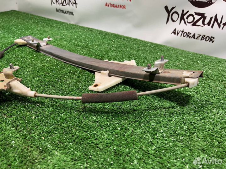 Стеклоподъёмник передней правой двери на Hyundai A