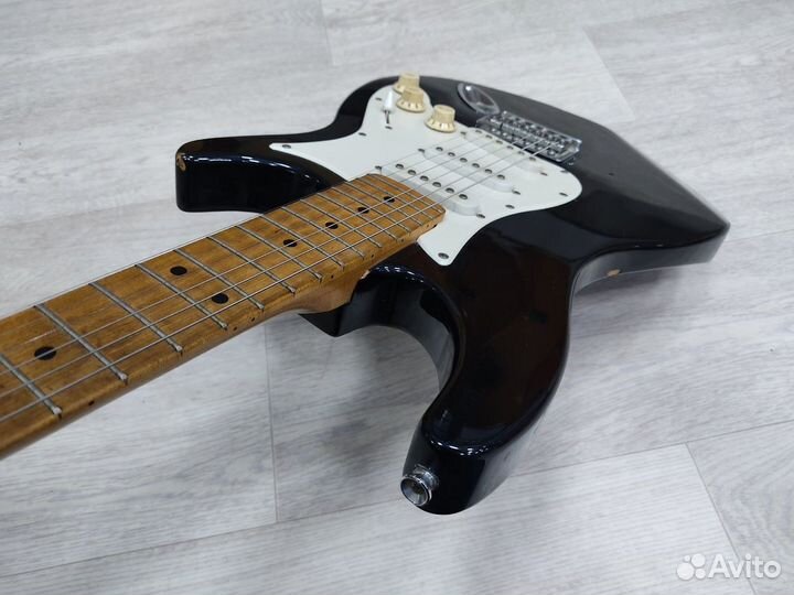 Электрогитара