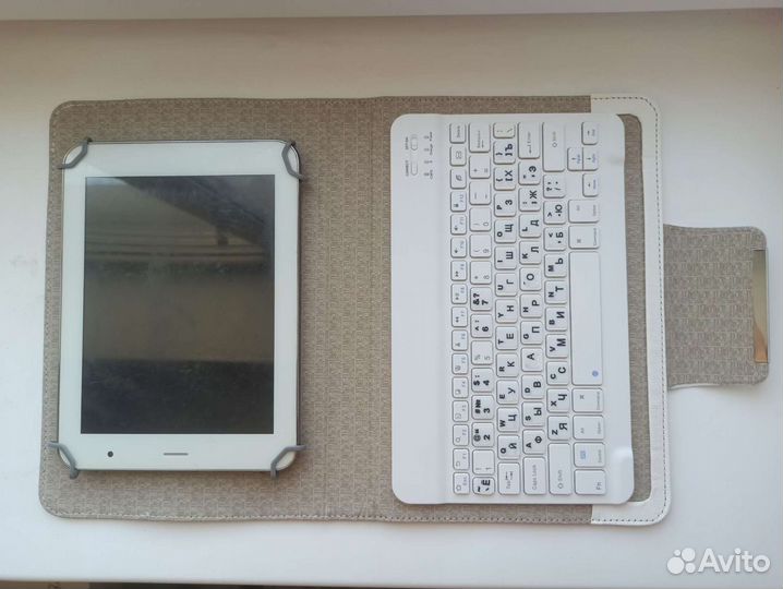 Prestigio multipad 4