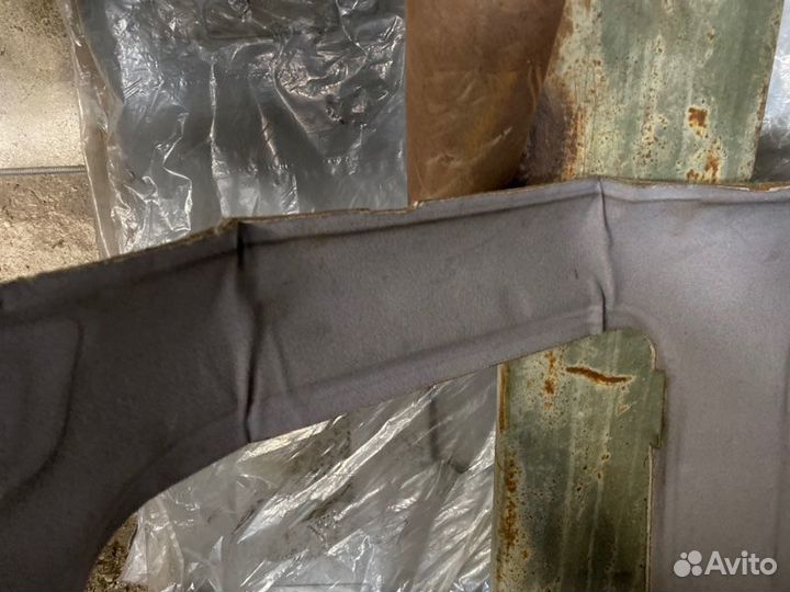 Обшивка потолка Mercedes Vito W638 OM 611 2001