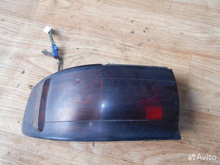 Фонарь задний левый Toyota Camry V10 1991-1996