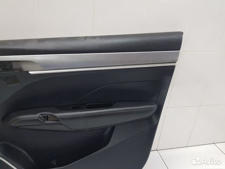 Обшивка двери передняя правая (Geely Coolray)