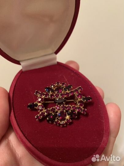 Потрясающая винтажная брошь