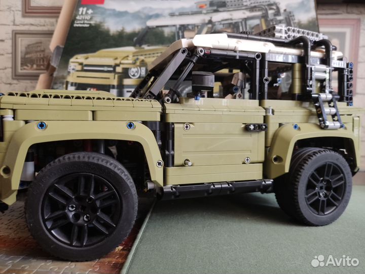 Lego technic land rover defender 42110