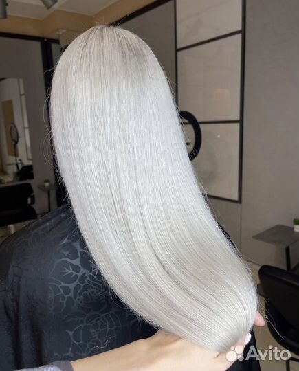 Сложное окрашивание волос, Тотал-блонд