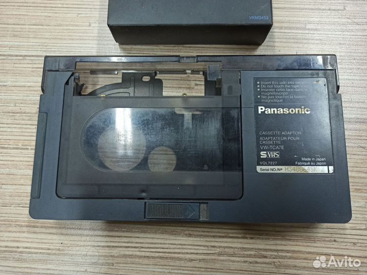 Кассетный адаптер panasonic VHS и обычная кассета