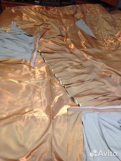 Роскошное покрывало и шторы с ламбрекеном