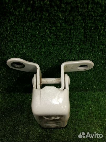 Петля двери задняя левая Lexus GX J150