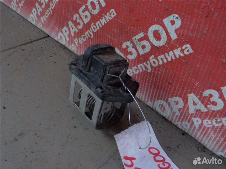 Реостат вентилятора охлаждения Renault Kangoo FC0M