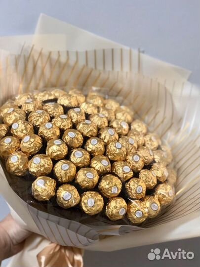 Сладкие букеты из конфет