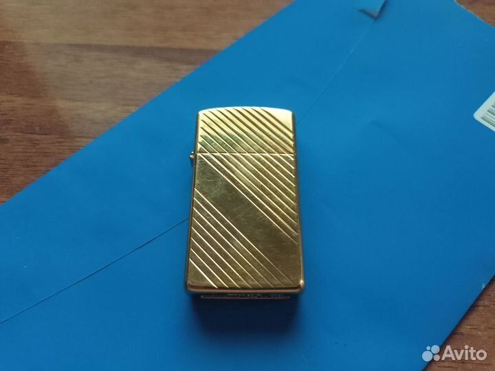 Для богатых) ZiPPo главного героя фильма Гонка2013