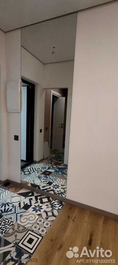 Стеклянные душевые перегородки