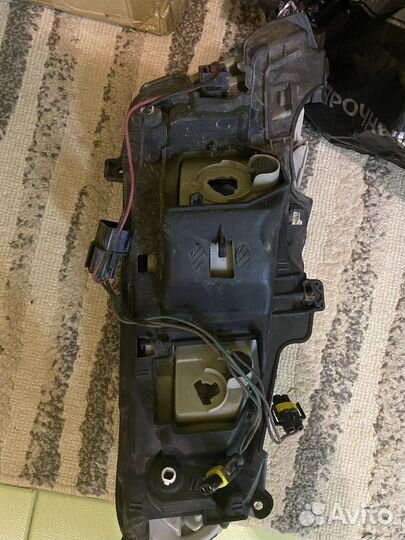 Фара на hyundai santa fe 3