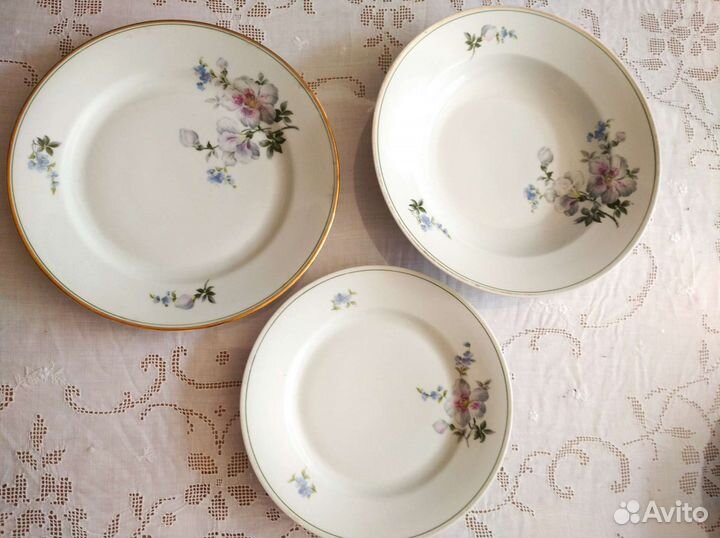 Супница,соусница,тарелки(ГДР) 50х гг