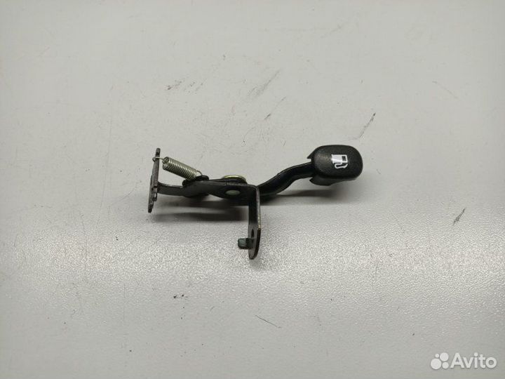 Ручка открывания бензобака Kia Rio X-line G4FG