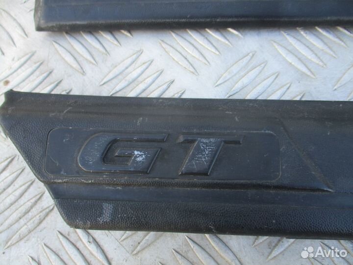 Молдинг двери Volkswagen Vento цена за штуку