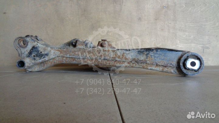 Рычаг задний нижний правый Range Rover 3