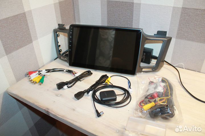 Штатная магнитола Toyota Rav 4