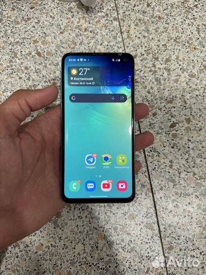 Samsung Galaxy S10e, 6/128 ГБ