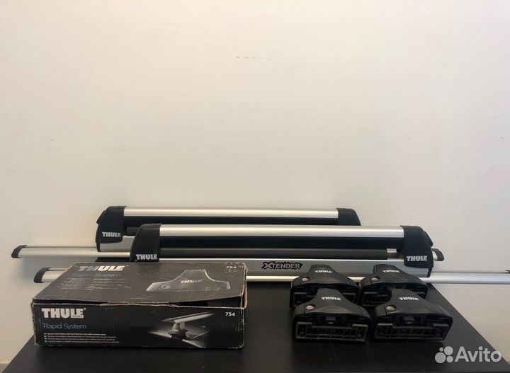 Автомобильный багажник на крышу Thule
