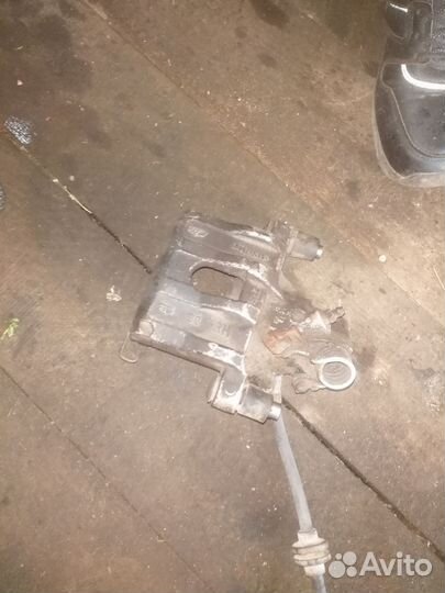 Суппорт задний ford focus 2