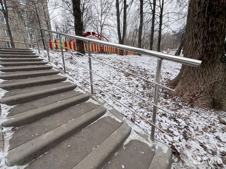 Перила из стали