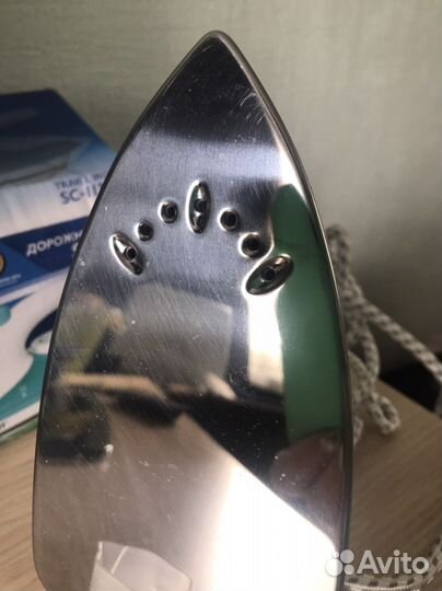 Утюг дорожный