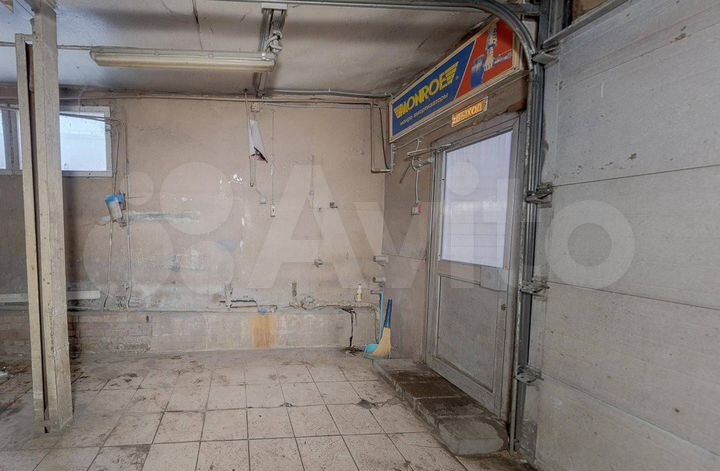 Здание, 313 м²