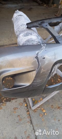 Бампер передний Ниссан Терано