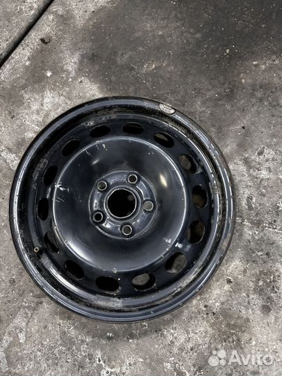 Диски штампованные R16, б/у Volkswagen