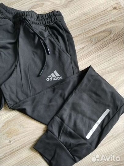 Спортивные штаны adidas