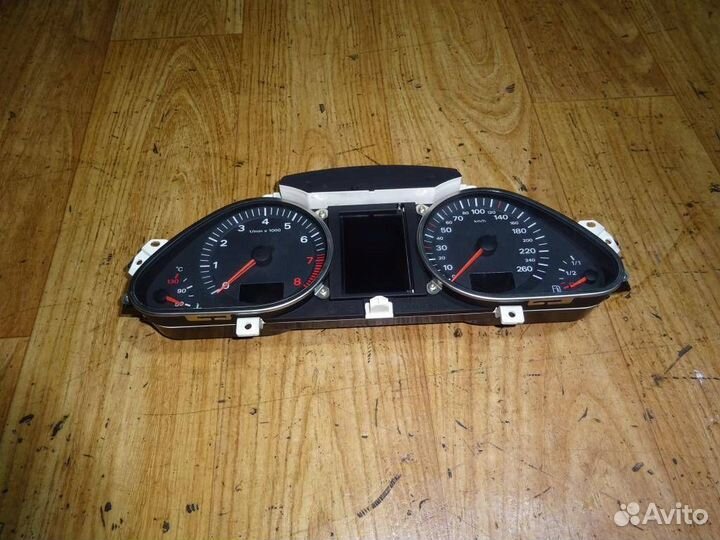 Панель приборов Audi A6 C6,4F 2004-2011